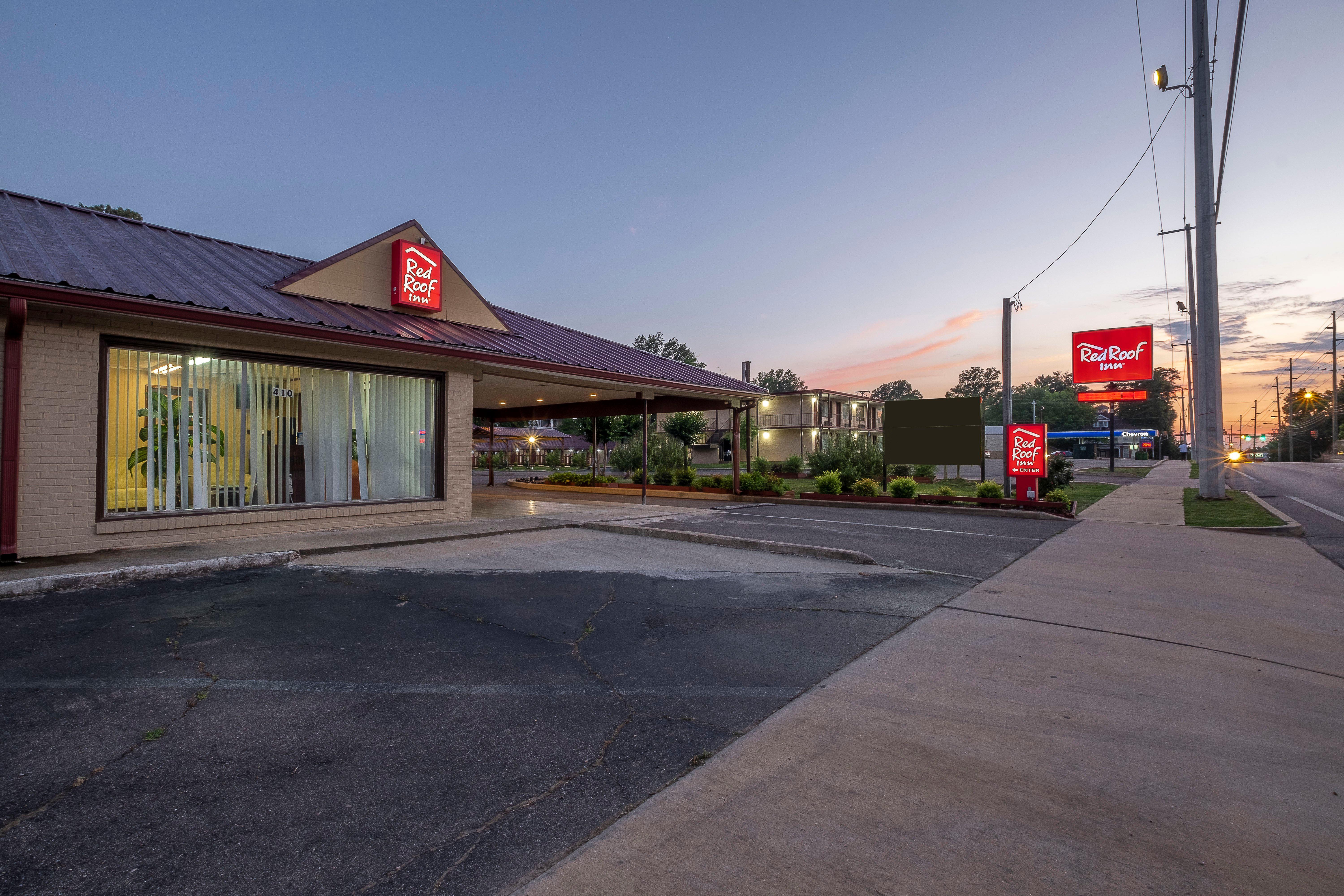 Red Roof Inn Starkville - University Exterior photo